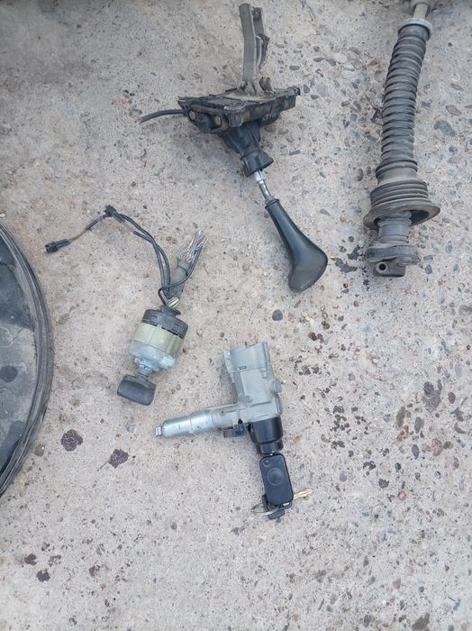 Запчасти на мерседес