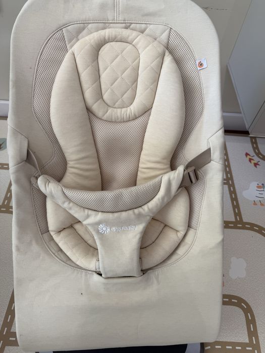 Ergobaby Evolve шезлонг