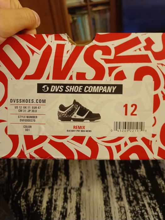 Кроссовки DVS. оригинал