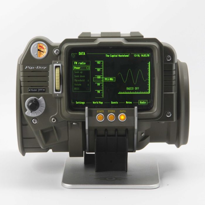 Pip-Boy 3000 Fallout 3 - OBIECT NOU - Amanet FRESH Galati