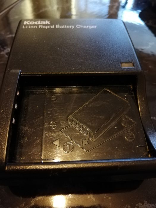 Зарядно за фотоапарат