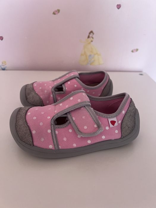 Боси пантофи 28 номер