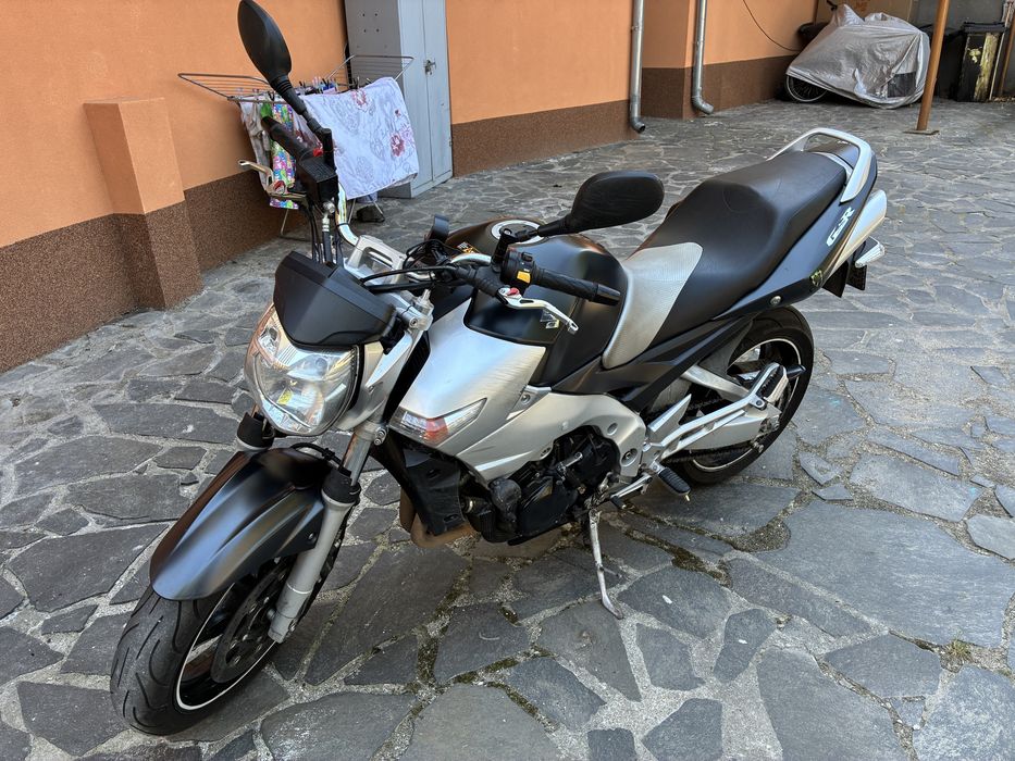 Suzuki GSR600 2007