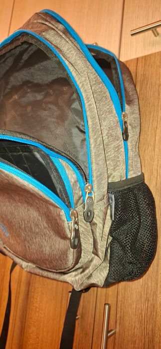 Сива раница със син кант PULSE