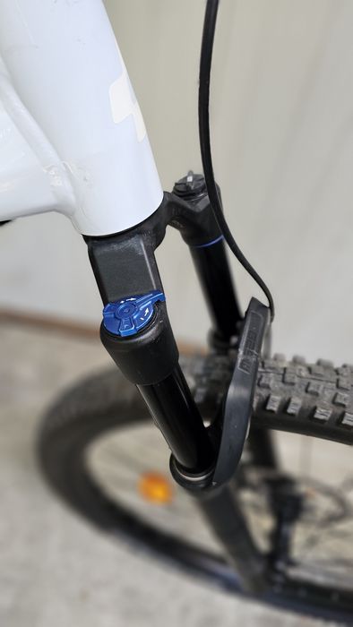 29" cube reaction  ebike