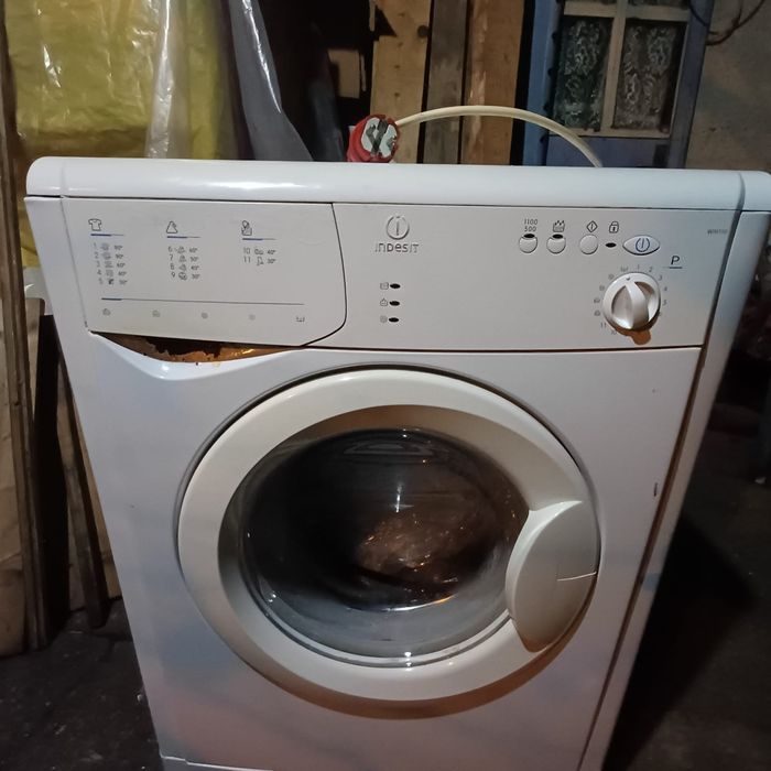 Masina de spălat INDESIT WIN 110