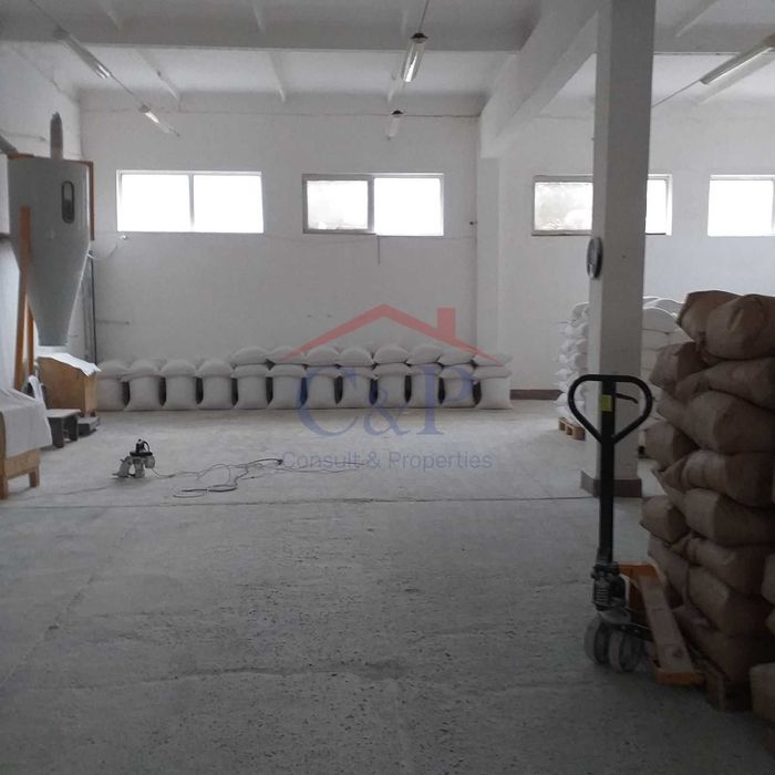 Продава се Промишлена сграда в Велико Търново, Център - 5000 кв.м за 123 €/кв.м - Снимка #4