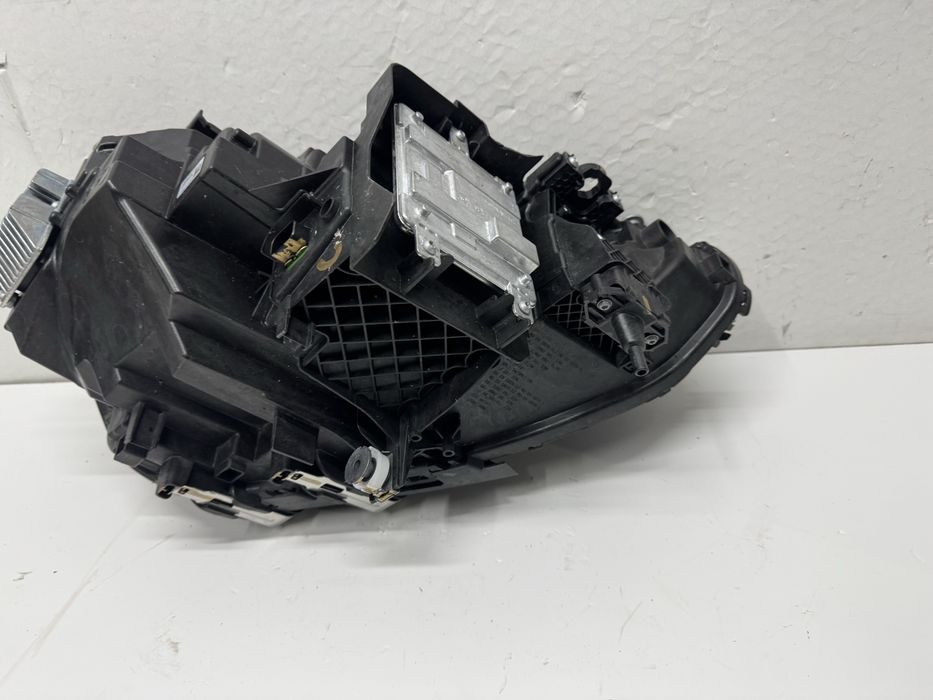 Far faruri bmw G42 G87 seria 2 full led stanga