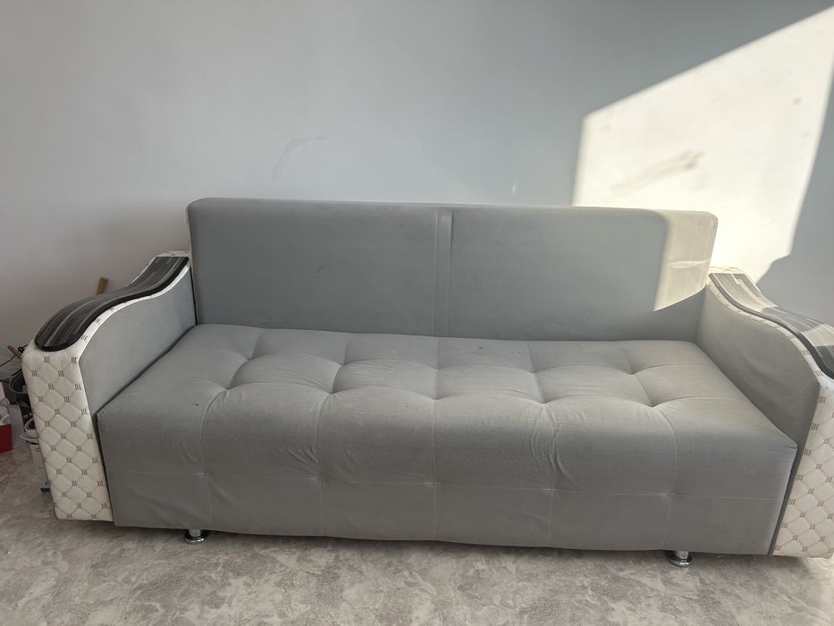 Продается диван мебель