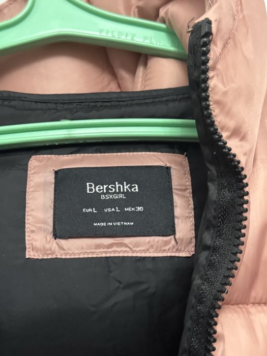 продам детскую куртку