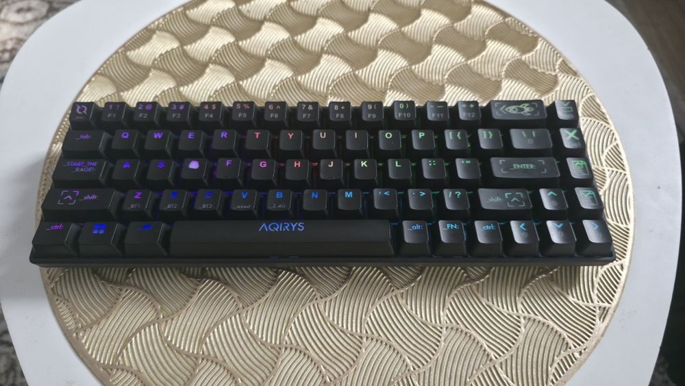 Tastatura mecanica Aqirys Mira Wired/Bluetooth/2.4G