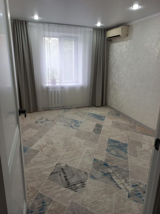 Продам 3- х  комнатную квартиру