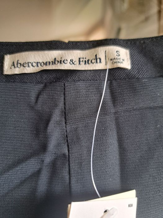 Дамска рокля Abercrombie & Fitch