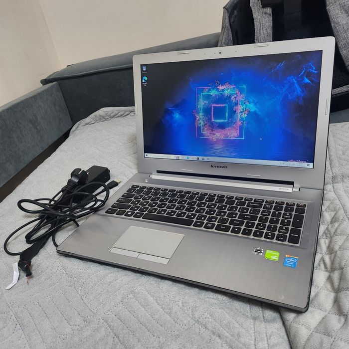 Core i7 8GB GT840M SSD Игровой ноутбук