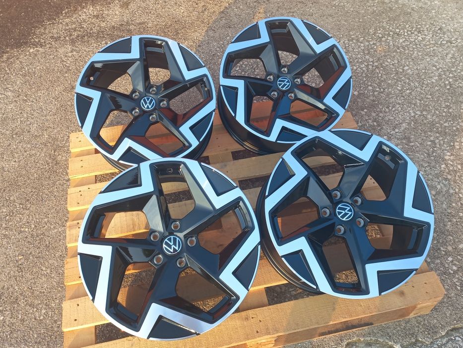 18 Vw Seat Škoda Audi 8j et40 Black Polish Golf Passat Tiguan Superb