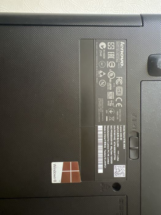 Ноутбук  LENOVO отличный