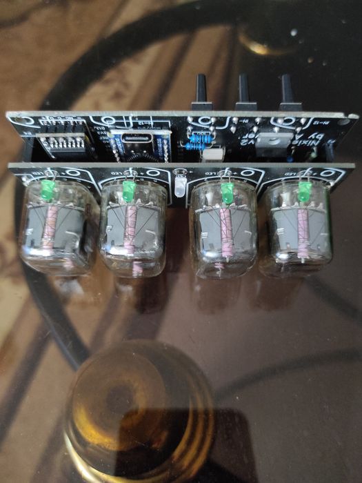 Продам часы на ГРИ ИН -14