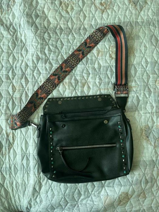 Продавам една раница и 2бр.чанти