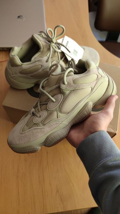 Olx cheap yeezy 500