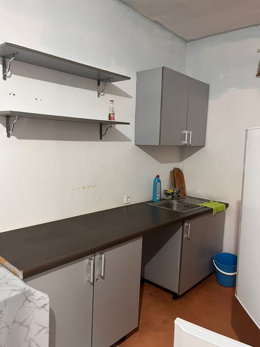 Продается кухонный шкаф