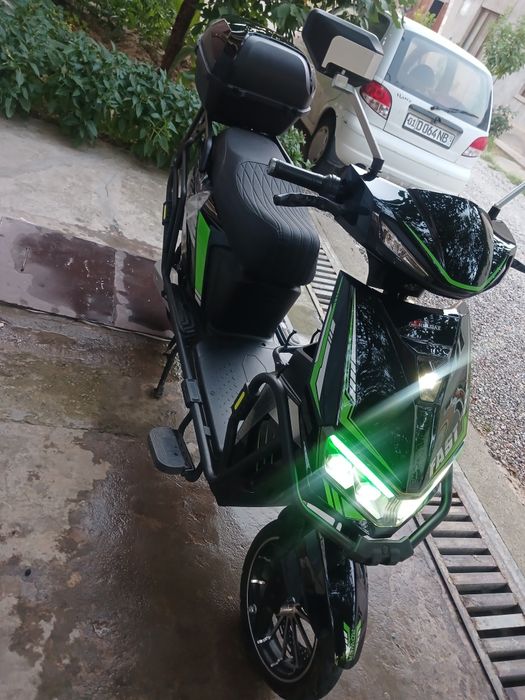 Skuter sklimaks elektonniy