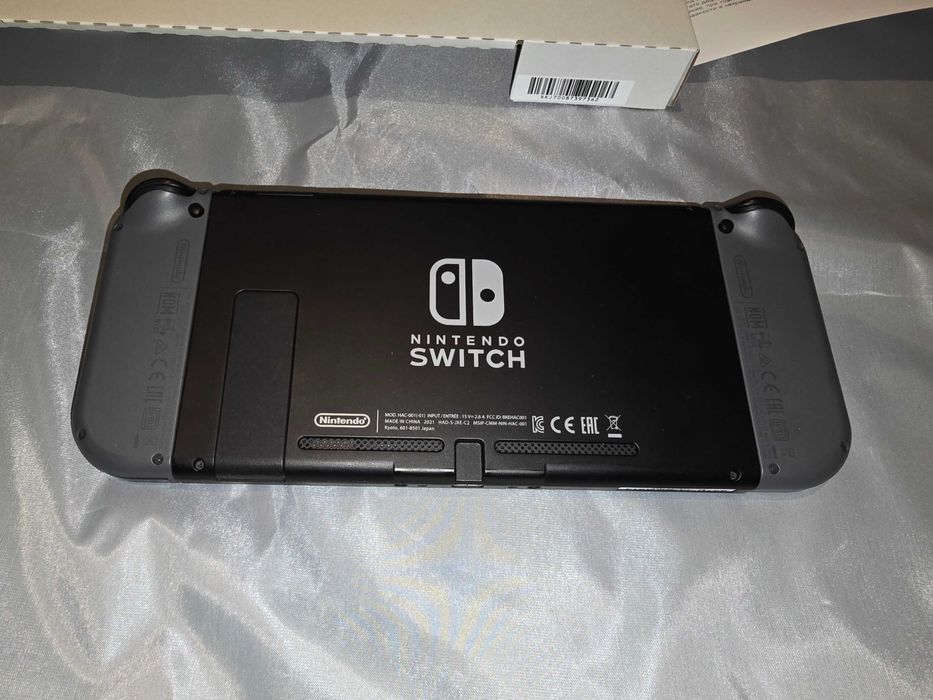 Nintendo Switch в добро състояние