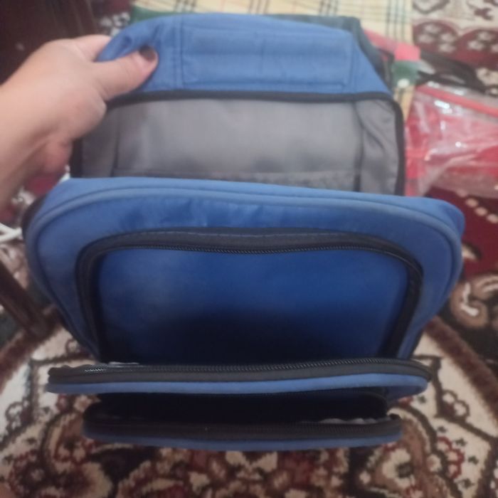 Bolalar uchun rugzaklar sotiladi