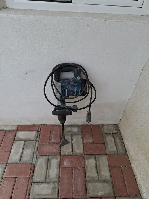 Vând   picamăr Demolator Bosch profesional