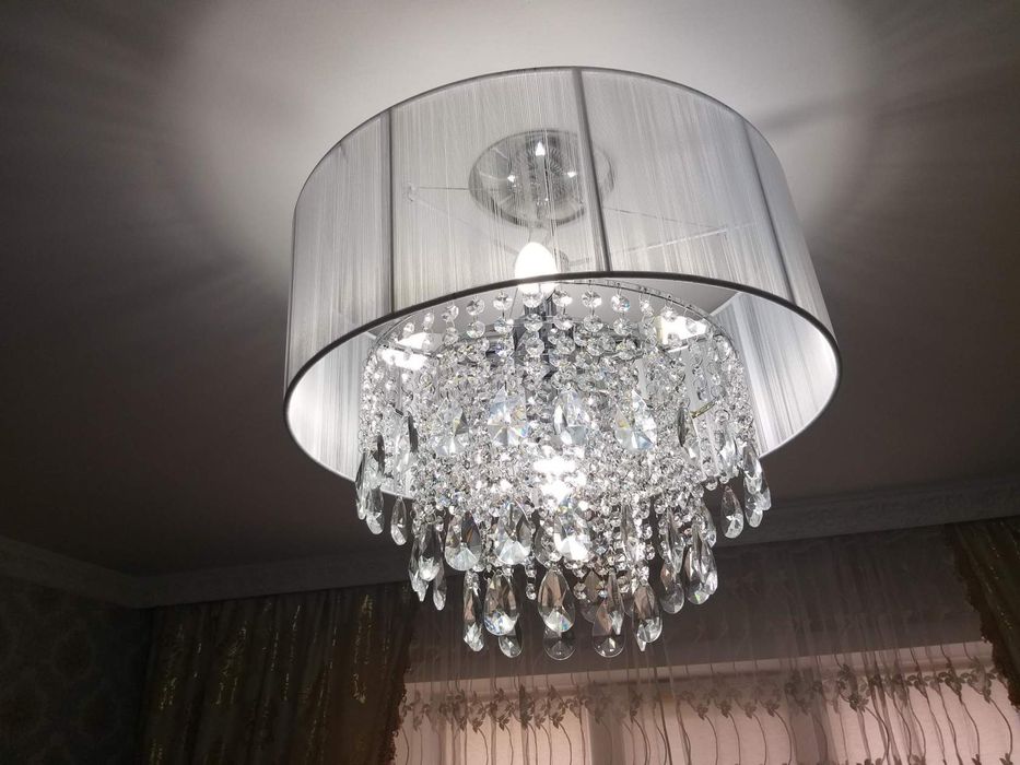 Люстра и бра. Продам