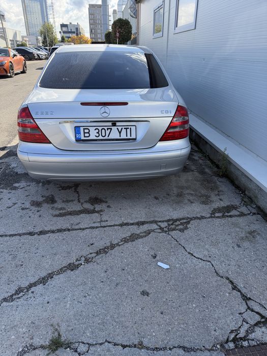 MERCEDES-BENZ E-Class 2004 — imagine 5