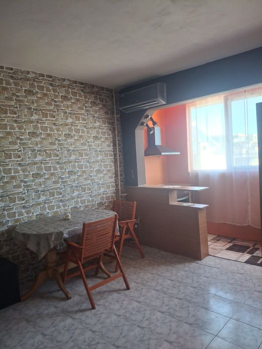 Дава се под наем Двустаен апартамент в София, Връбница 1 - 50 кв.м за 550 € - Снимка #1