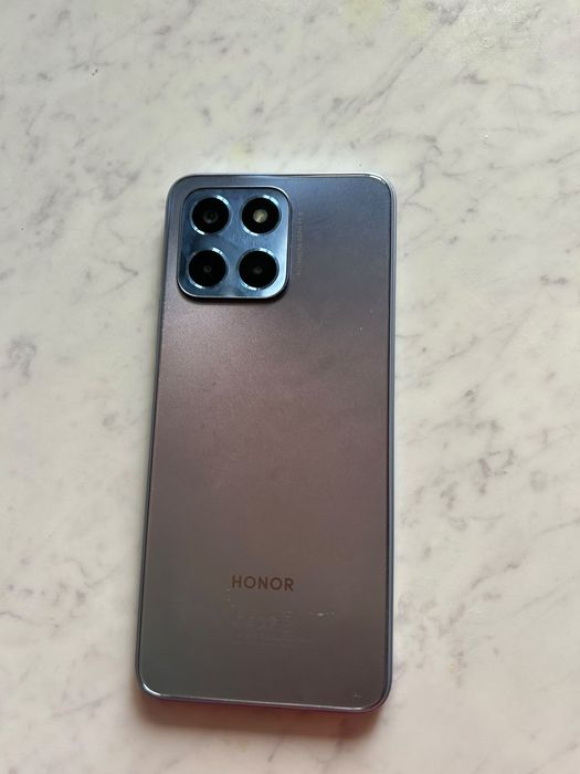 Продам или обмен Хонор х6