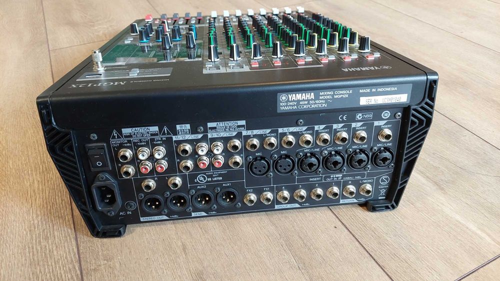 Mixer audio Yamaha MGP12X, ca Dynacord 1000, 1002, 1003