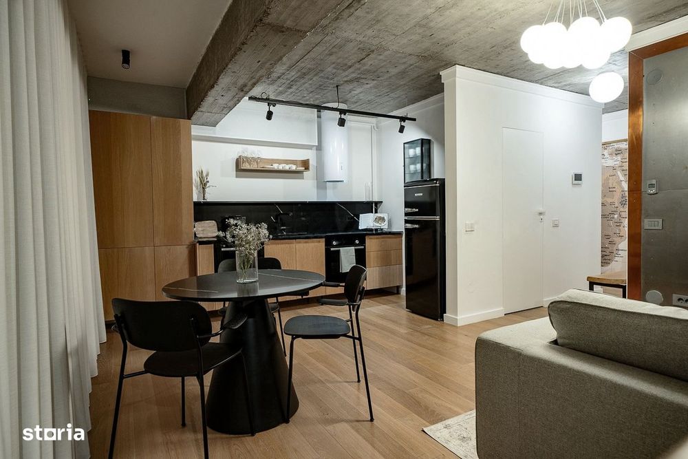 Vand Apartament 3 Camere Cladirea Stela, Nicolae Balcescu 80A