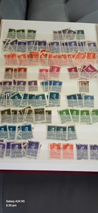 Clasor cu timbre regaliste