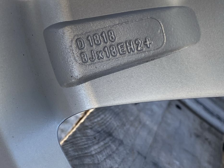 18 цола 5 х 112 мм Мерцедес , Ауди , Фолксваген , Шкода , VW