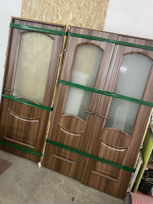 Продам двери межкомнатные б/у