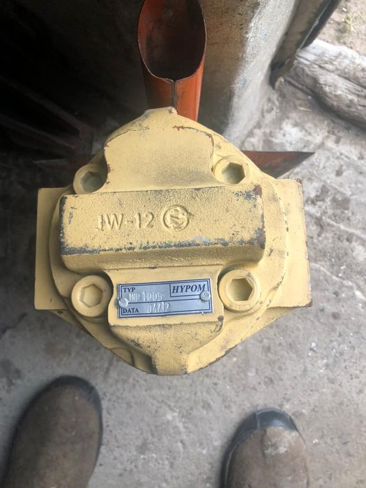 Насос на польский погрузчик!