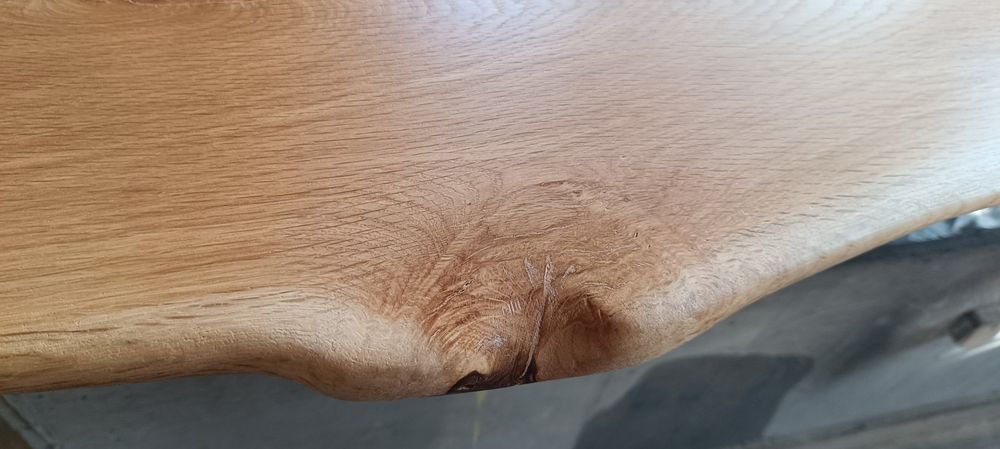 Дъбов плот с жив ръб