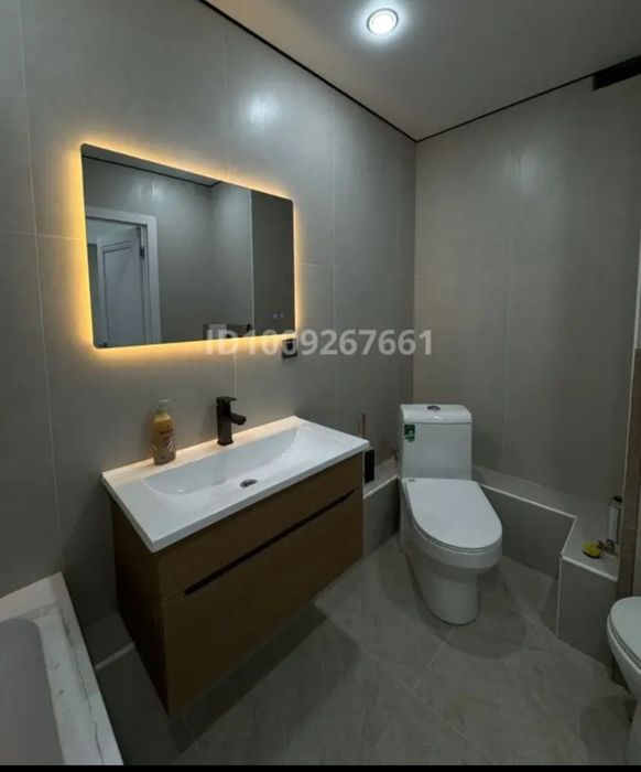 Продам квартиру ару парк