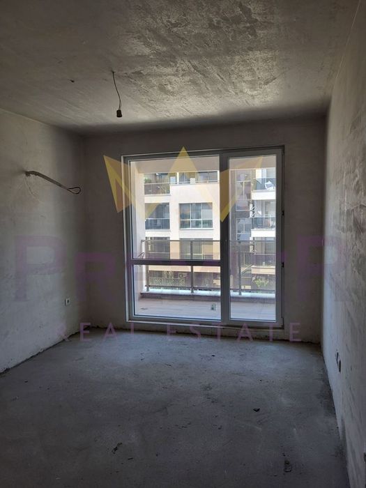 Продава се Двустаен апартамент в Пловдив, Христо Смирненски - 73 кв.м за 874 €/кв.м - Снимка #2