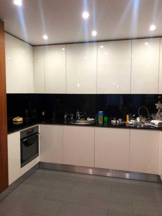 Дава се под наем Четиристаен апартамент в София, Овча купел - 120 кв.м за 568.14 € - Снимка #1