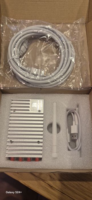 Transceiver SDR HamGeek AD9363 (70MHz-6Ghz) compatibil PlutoSDR - Nou