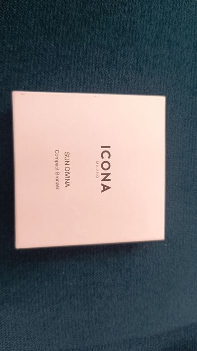 Icona Milano divina sun compact bronzer; бронзираща пудра