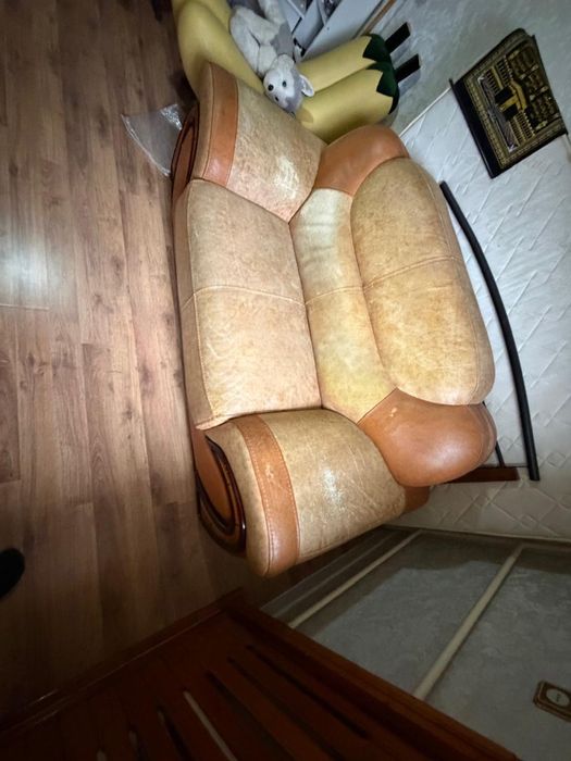 Все три дивана продаю