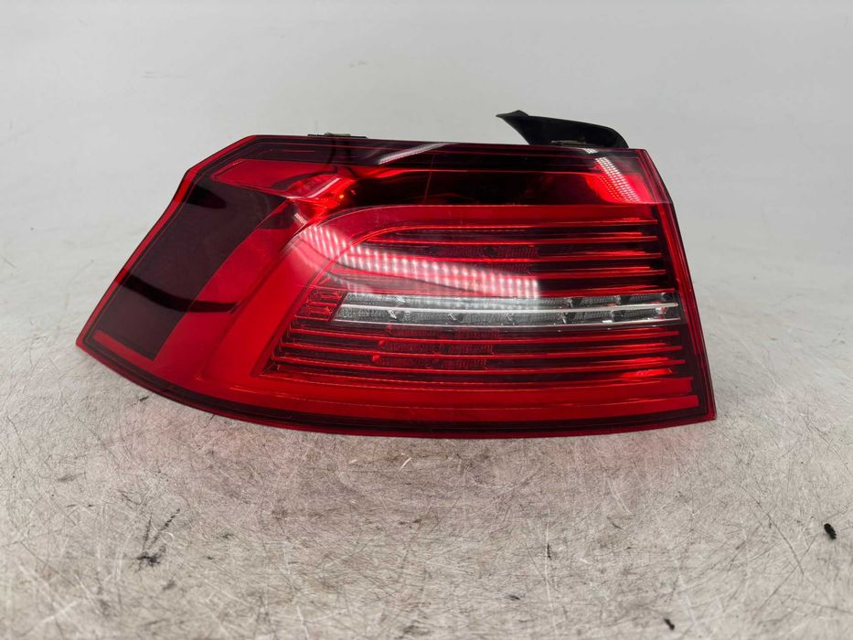 Stop full led stanga/dreapta Volkswagen Passat B8.5 an 2017