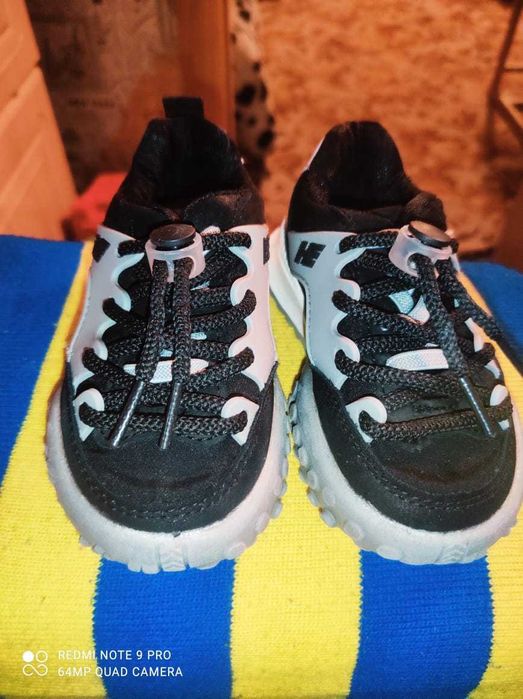 Кроссовки мальчику