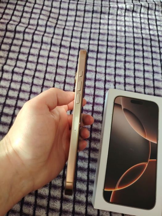 iPhone 16 Pro Max на 256 Gb