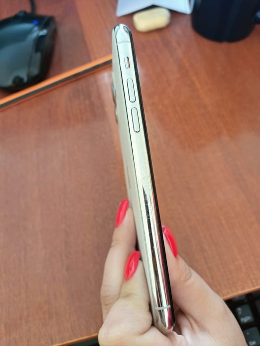 срочно продаю айфон 11 про