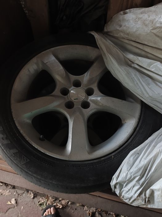 Продаю диски на Субару